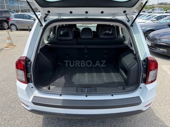 Jeep Compass-20