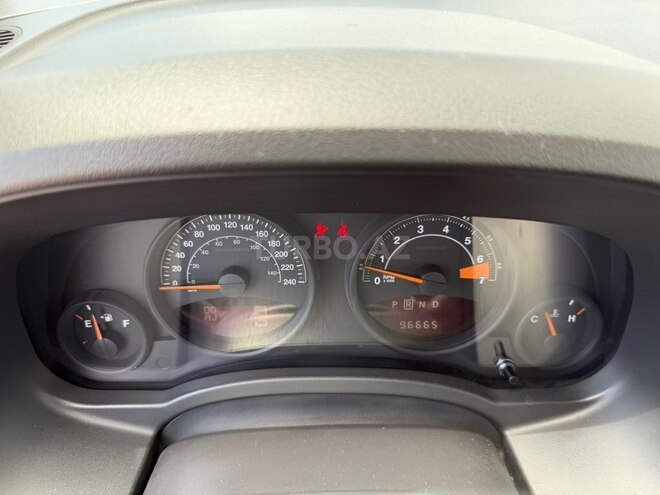 Jeep Compass-12