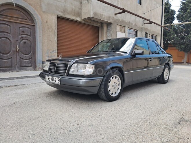 Mercedes E 200-4