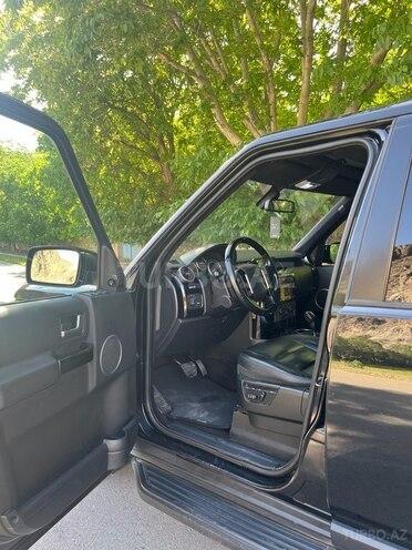 Land Rover Discovery-4