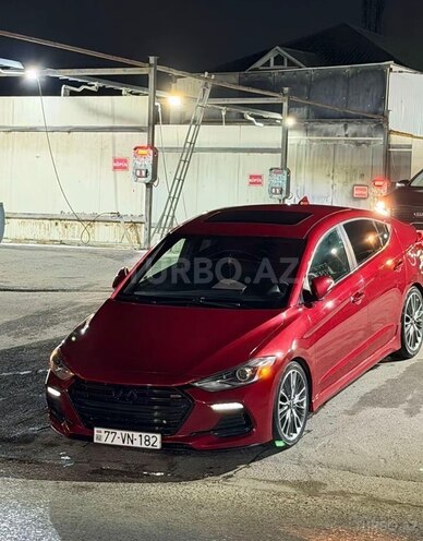 Hyundai Elantra-15