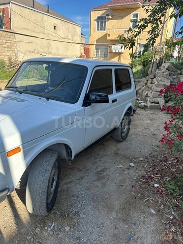 LADA (VAZ) Niva-3
