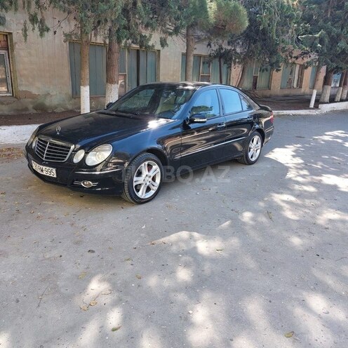 Mercedes E 300-2