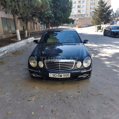 Mercedes E 300-1