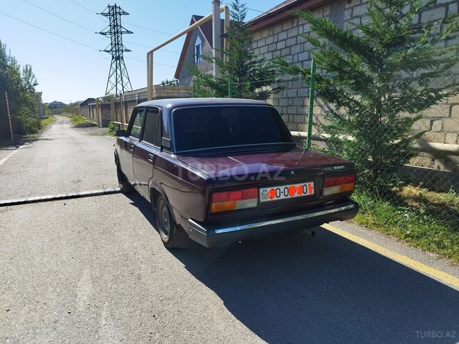 LADA (VAZ) 2107-2