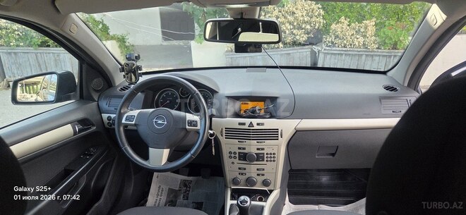 Opel Astra-12