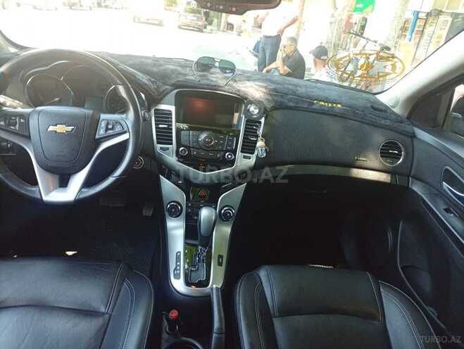 Chevrolet Cruze-6