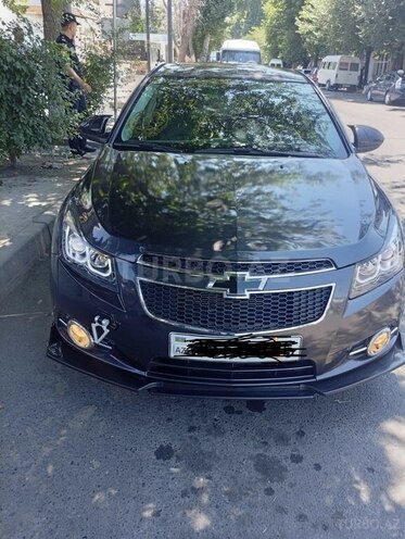 Chevrolet Cruze-1