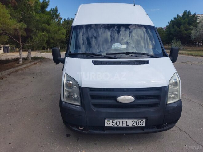 Ford Transit-1