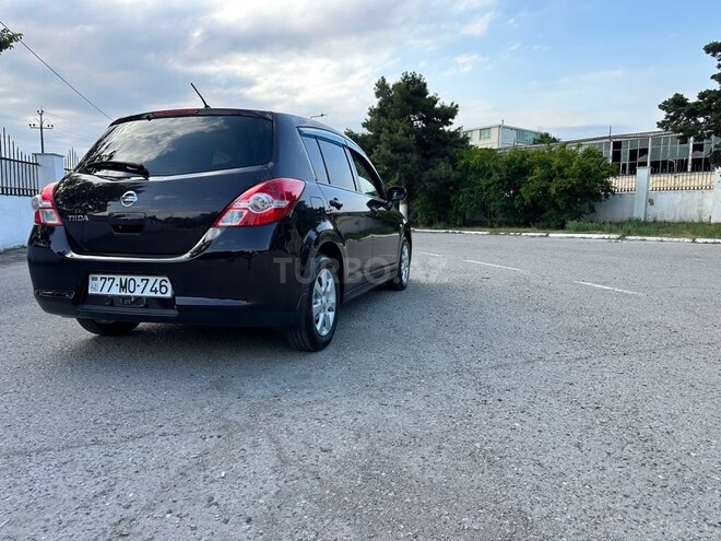Nissan Tiida-3