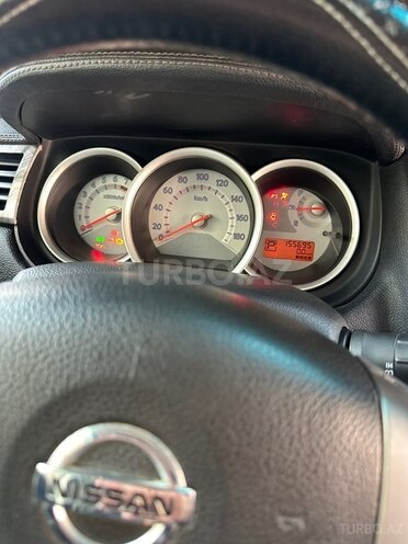 Nissan Tiida-8