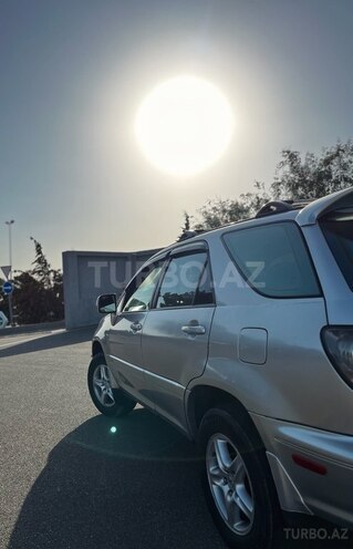Lexus RX 300-2