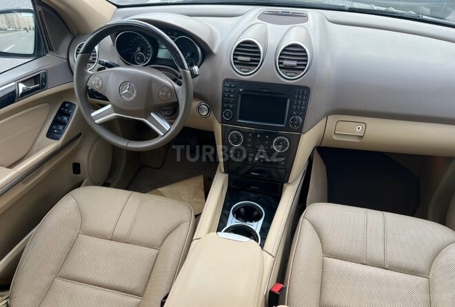 Mercedes ML 350 4MATIC-7
