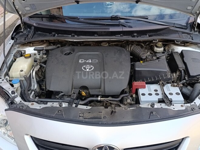 Toyota Corolla-8