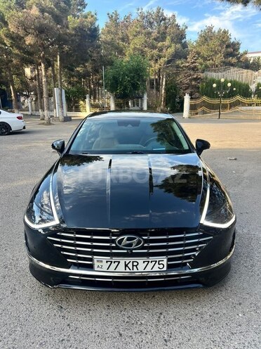 Hyundai Sonata-1