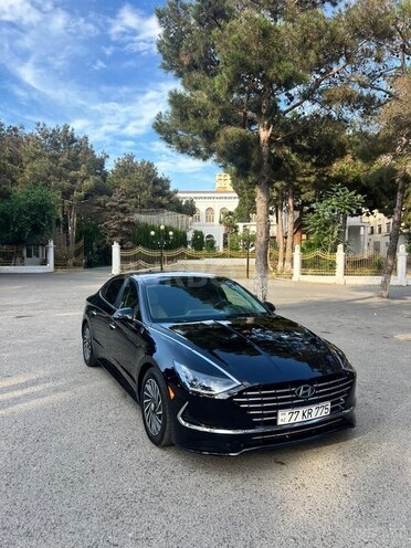 Hyundai Sonata-12