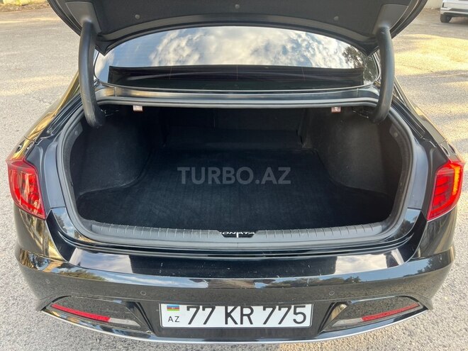 Hyundai Sonata-20