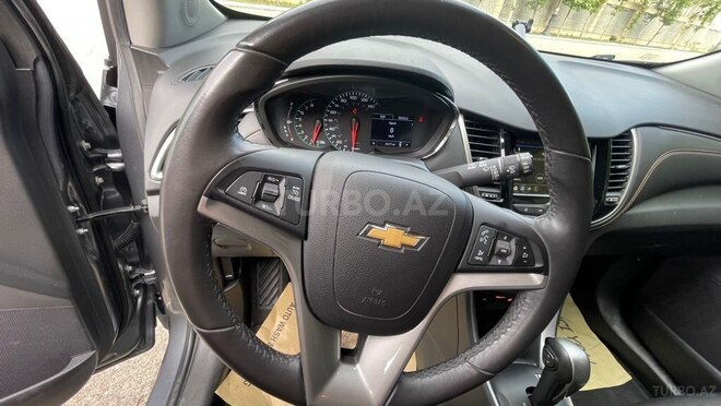 Chevrolet Trax-11