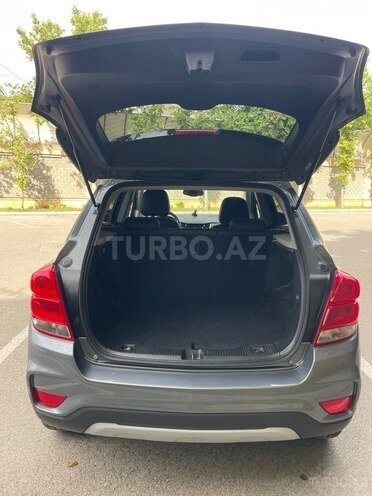Chevrolet Trax-14