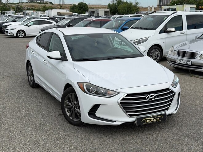 Hyundai Elantra-2