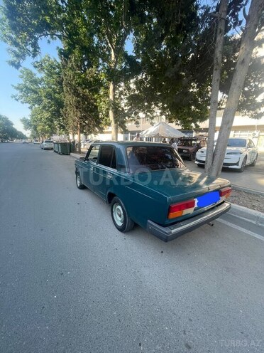 LADA (VAZ) 2107-2