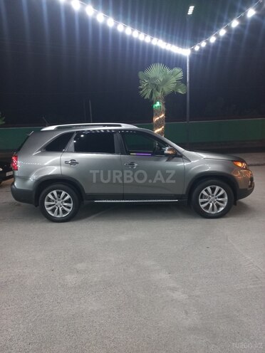 Kia Sorento-2