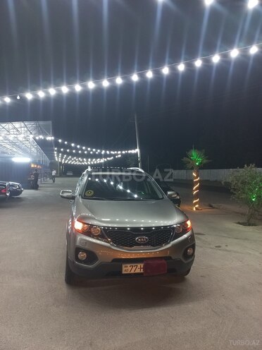 Kia Sorento-1