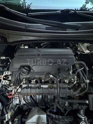 Hyundai Elantra-15
