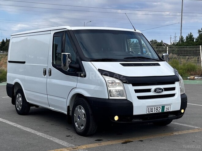 Ford Transit-1