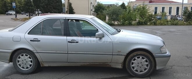 Mercedes C 180-3