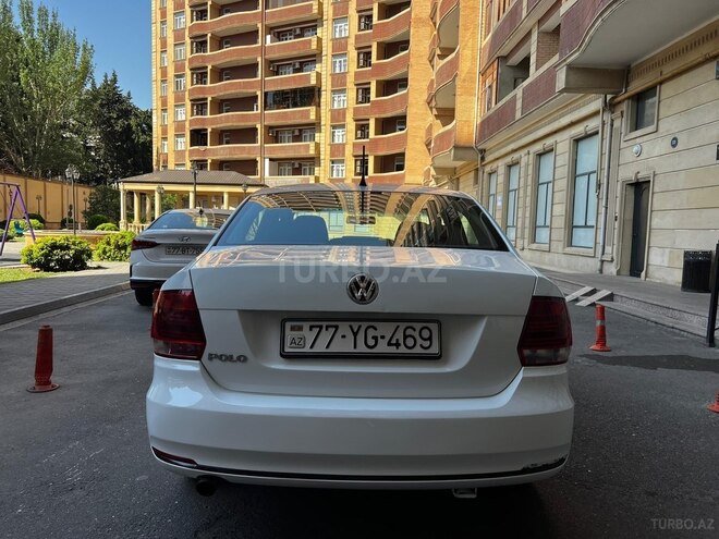 Volkswagen Polo-2
