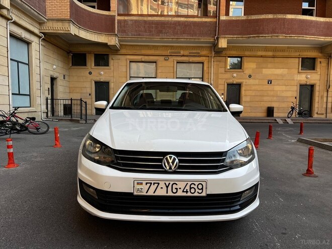 Volkswagen Polo-1