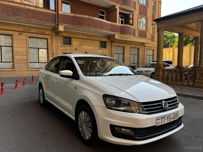 Volkswagen Polo-4