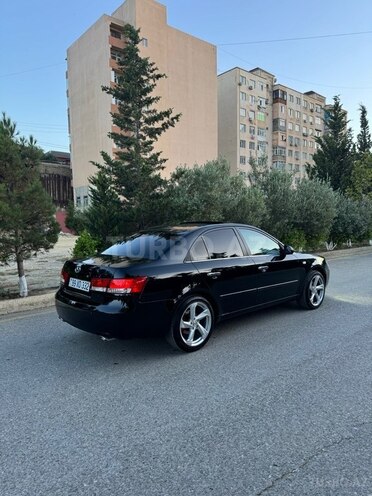 Hyundai Sonata-2