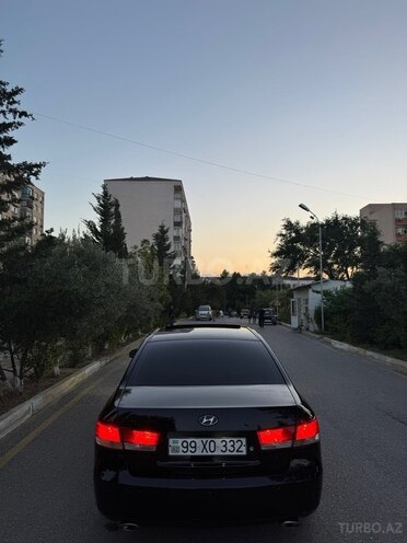 Hyundai Sonata-4
