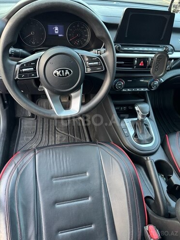 Kia Forte-14