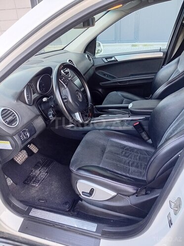 Mercedes ML 350 4MATIC-4