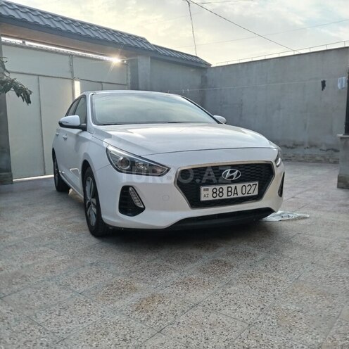Hyundai i30-2