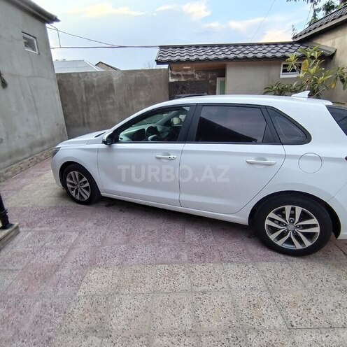Hyundai i30-8