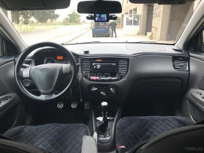 Kia Rio-6
