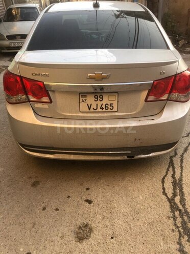 Chevrolet Cruze-2