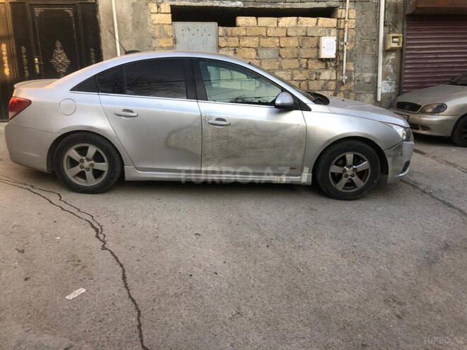 Chevrolet Cruze-4