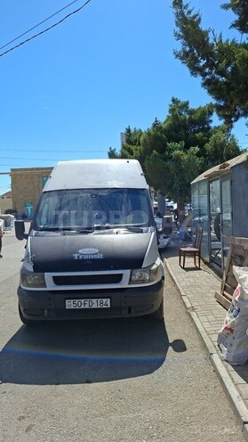 Ford Transit-1
