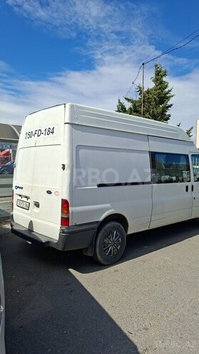 Ford Transit-8
