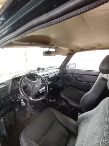 LADA (VAZ) Niva-6