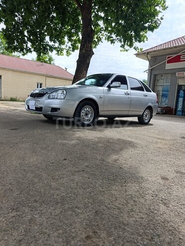 LADA (VAZ) Priora-8