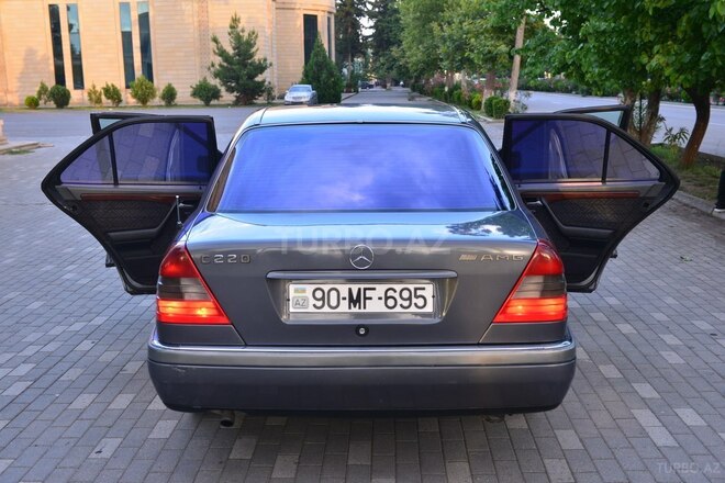 Mercedes C 180-8
