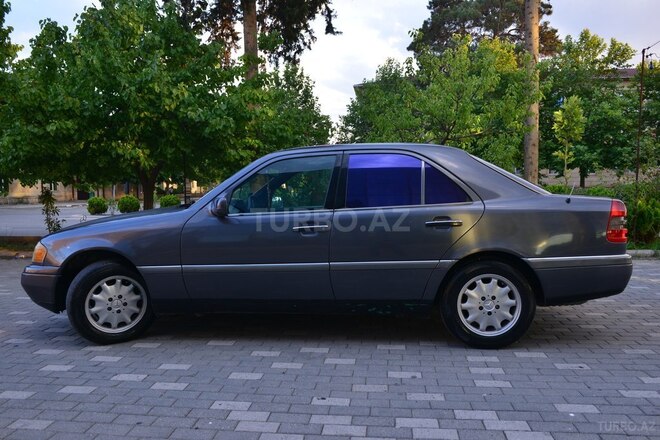 Mercedes C 180-5