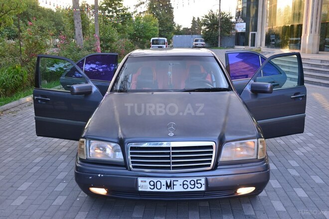 Mercedes C 180-7