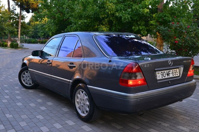 Mercedes C 180-4